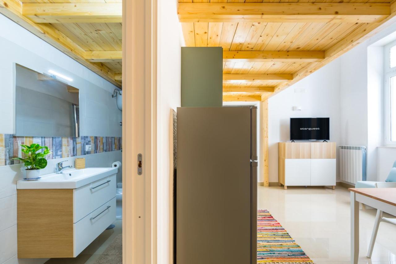 Naiva 2 Apartment Napoli Bagian luar foto