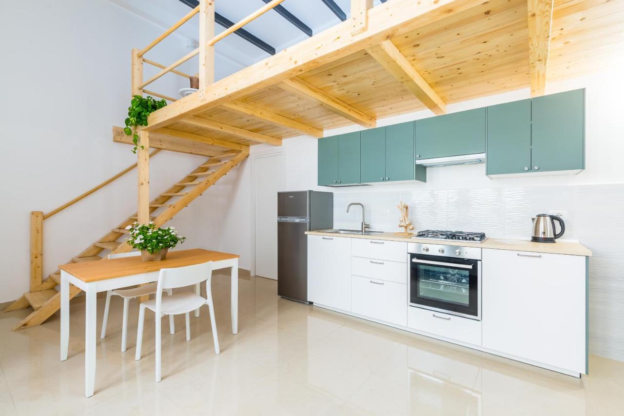 Naiva 2 Apartment Napoli Bagian luar foto